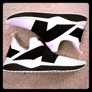 Puma TSUGI Zephyr Monolith